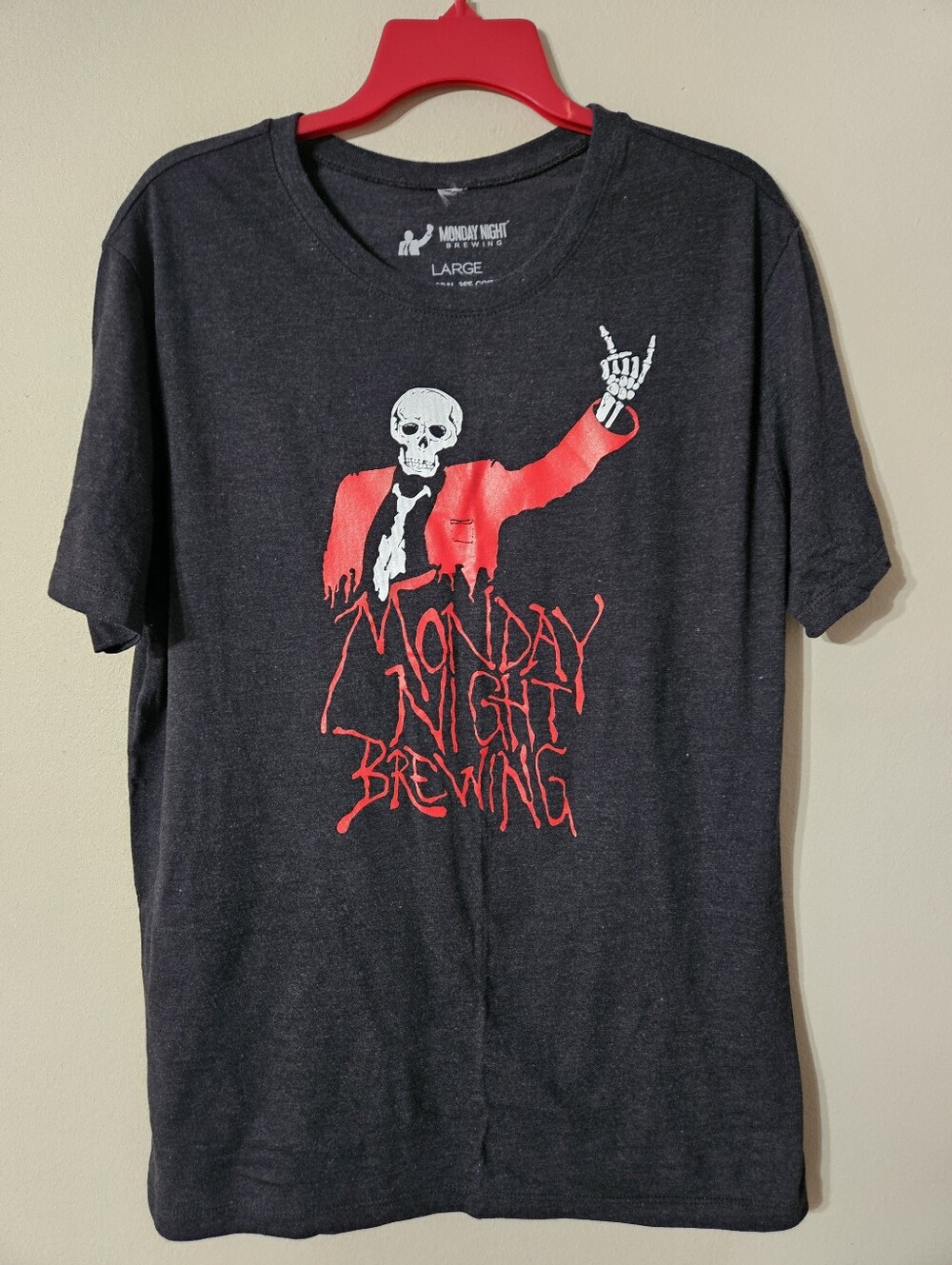Monday Night Brewing Tshirt Large